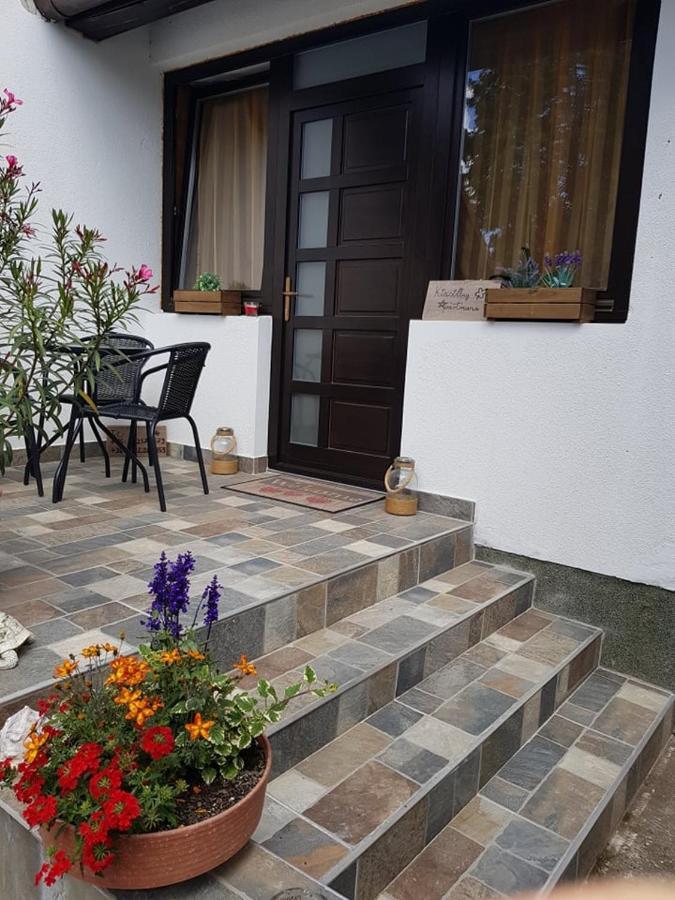 Kiscsillag Apartman Apartment Harkany Exterior photo